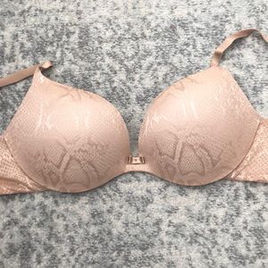 Victoria’s Secret bra